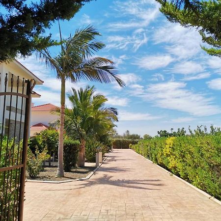 Orchard Blossom Private Villa With Pool Phrenaros Екстер'єр фото