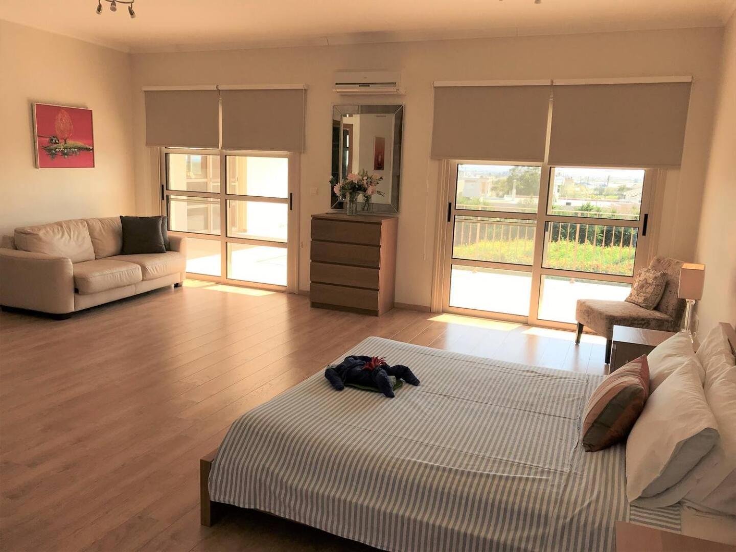 Orchard Blossom Private Villa With Pool Phrenaros Екстер'єр фото