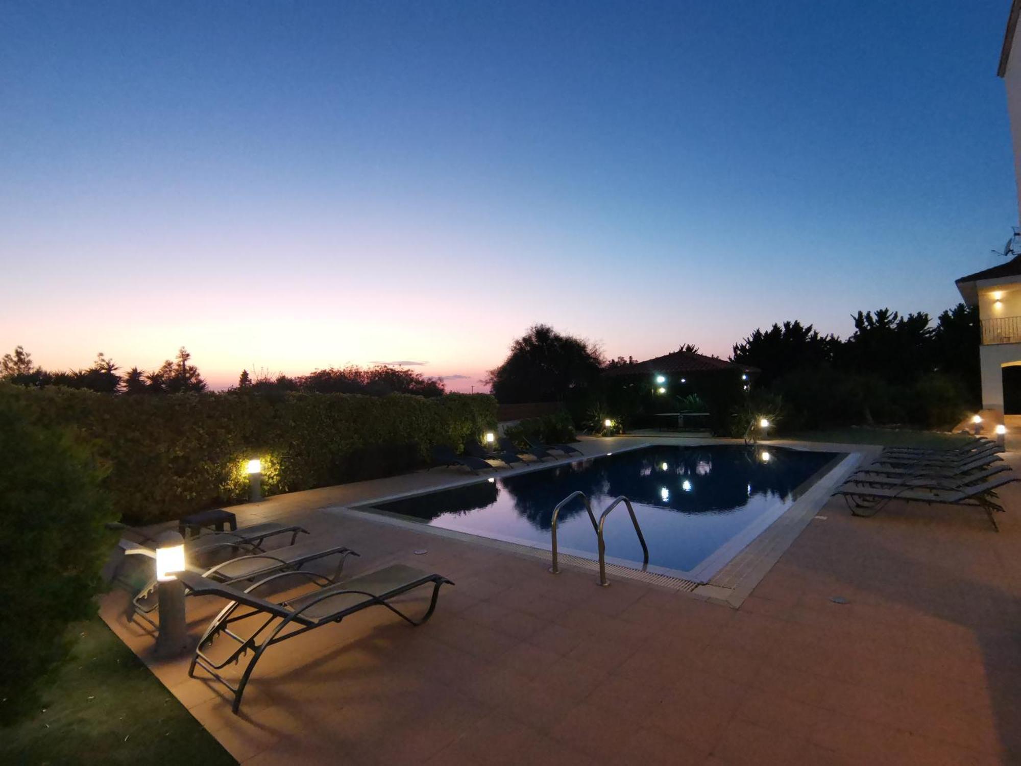 Orchard Blossom Private Villa With Pool Phrenaros Екстер'єр фото