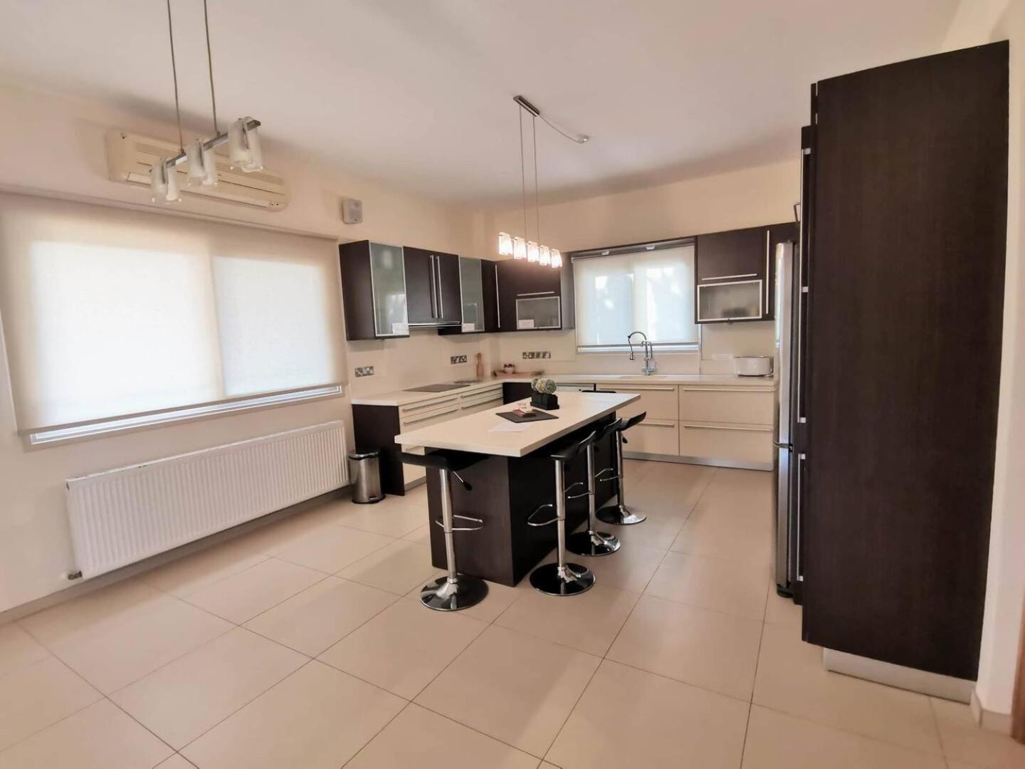 Orchard Blossom Private Villa With Pool Phrenaros Екстер'єр фото