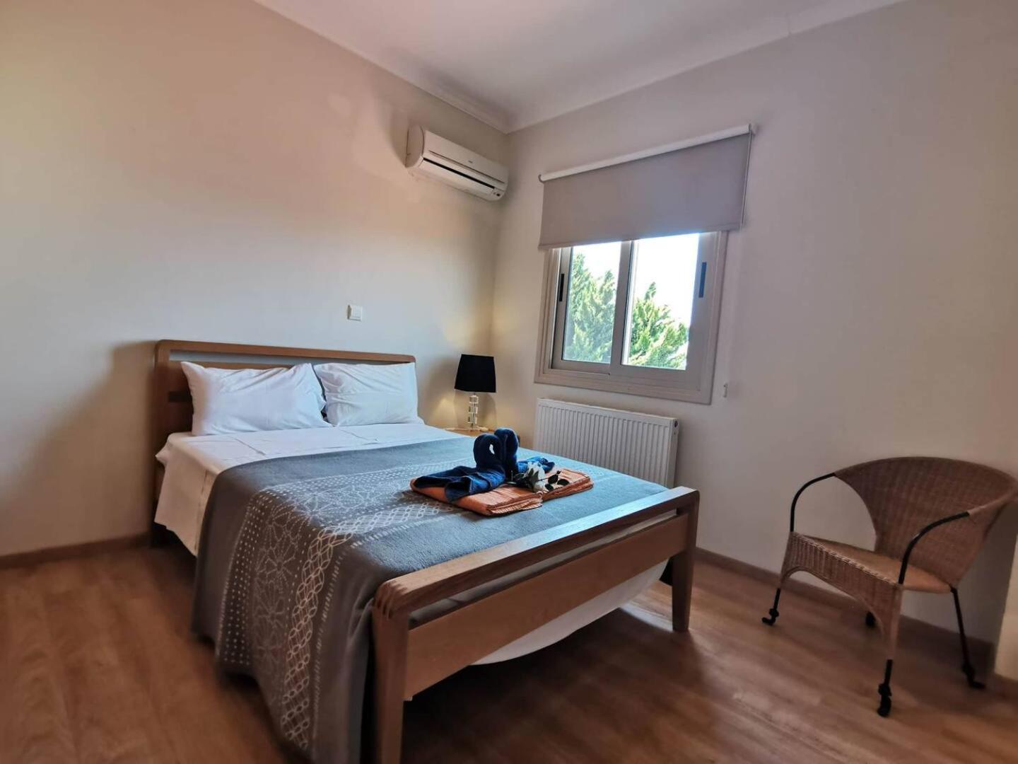 Orchard Blossom Private Villa With Pool Phrenaros Екстер'єр фото